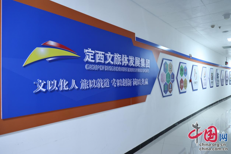 地税局唐晓鹰最新动态，引领税务创新，推动服务升级